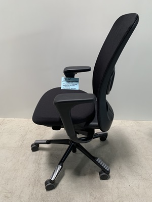 Drehsessel, 69_HAG SoFi Mesh 7500, Netzrücken Runner schwarz Sitz gepolstert Stoff schwarz